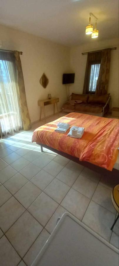 Voreas Hotel Káto Loutrákion المظهر الخارجي الصورة