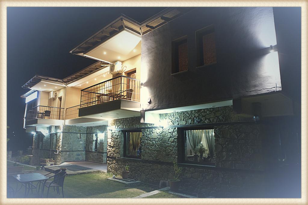 Voreas Hotel Káto Loutrákion المظهر الخارجي الصورة