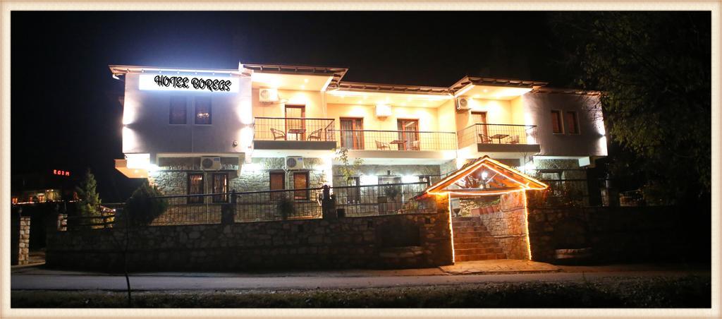 Voreas Hotel Káto Loutrákion المظهر الخارجي الصورة