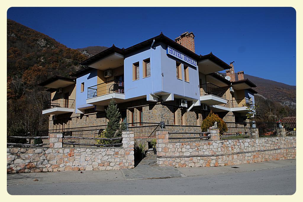 Voreas Hotel Káto Loutrákion المظهر الخارجي الصورة